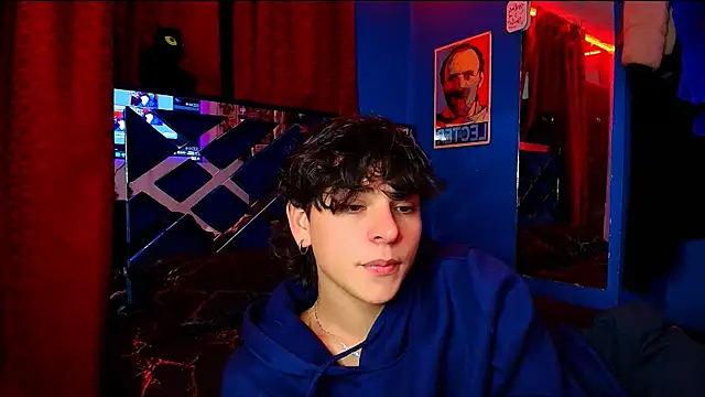 Snapshot of Luke_Howland chatting on 09.10.25 Luke Howland online show from 09.10.25