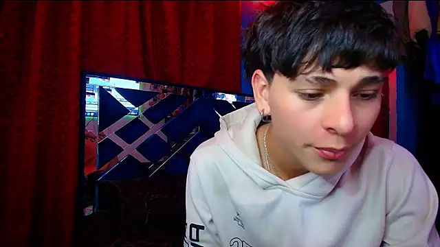 Snapshot of Luke_Howland chatting on 09.27.25 Luke Howland online show from 09.27.25