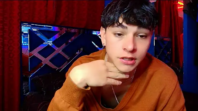 Snapshot of Luke_Howland chatting on 09.30.25 Luke Howland online show from 09.30.25