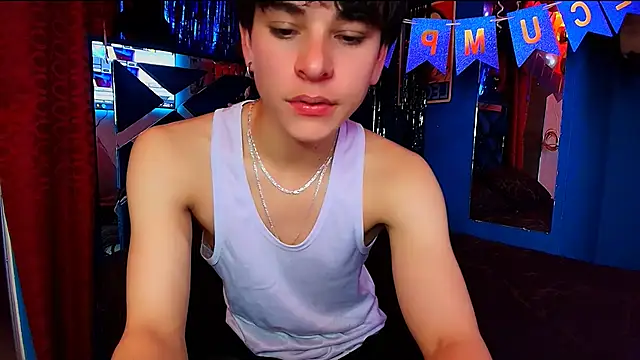 Snapshot of Luke_Howland chatting on 11.12.25 Luke Howland online show from 11.12.25