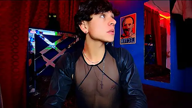 Snapshot of Luke_Howland chatting on 11.29.25 Luke Howland online show from 11.29.25