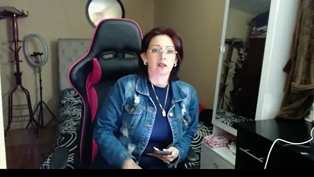 Carol Scottt online show from 03.13.25