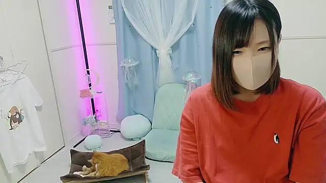 Snapshot of MEI--55 chatting on 10.10.25 MEI--55 online show from 10.10.25