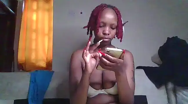 Snapshot of sexxygoldy chatting on 02.13.25 sexxygoldy online show from 02.13.25