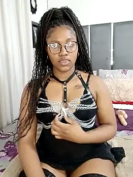 Snapshot of charmainexxx chatting on 09.26.25 charmainexxx online show from 09.26.25