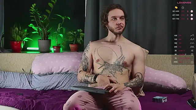 pleasure8869 online show from 09.18.25