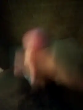 Snapshot of volcanrey chatting on 12.13.25 volcanrey online show from 12.13.25