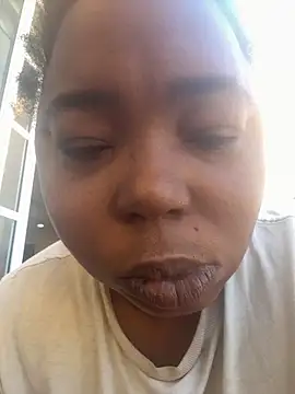 JCCaramelbarbie1 online show from 11.20.25