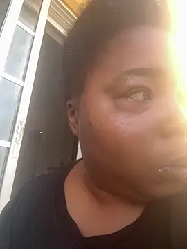 JCCaramelbarbie1 online show from 05.15.26