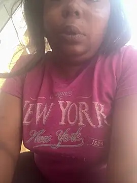 JCCaramelbarbie1 online show from 05.27.26