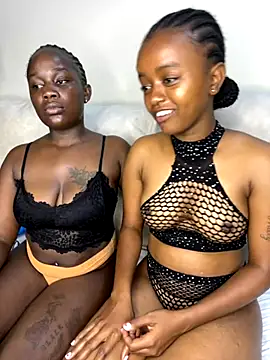 Doublefreaks online show from 10.18.25