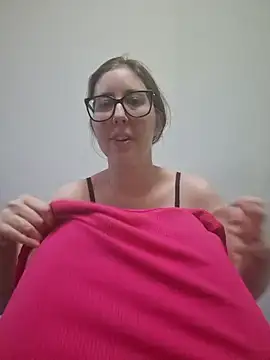 Snapshot of Sarah459 chatting on 05.07.26 Sarah459 online show from 05.07.26