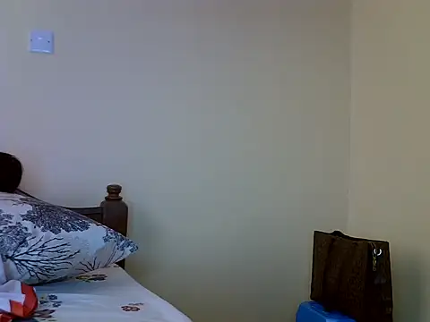 Snapshot of Oliviia_ chatting on 12.20.24 Oliviia online show from 12.20.24