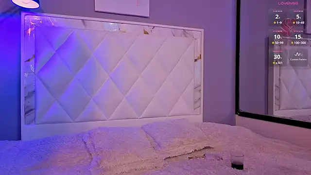 Megan Do Santos online show from 02.20.26