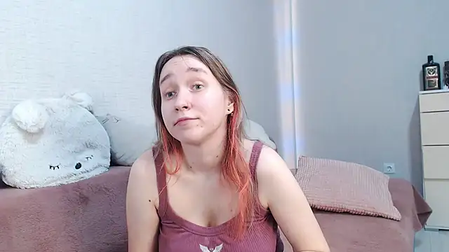 lovely hayley online show from 04.10.26