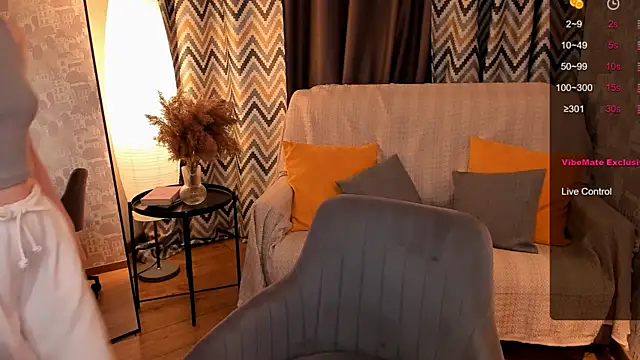 LanaBlu  online show from 12.08.24