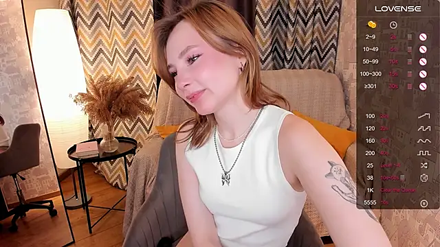 LanaBlu  online show from 01.17.25