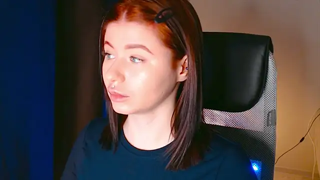 xoxoavi online show from 01.10.25