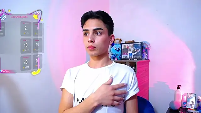 OwenBluee online show from 11.19.25