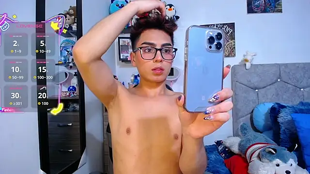 OwenBluee online show from 02.20.26