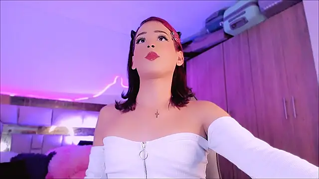 Snapshot of Lucidollts_ chatting on 01.13.25 Lucidollts online show from 01.13.25