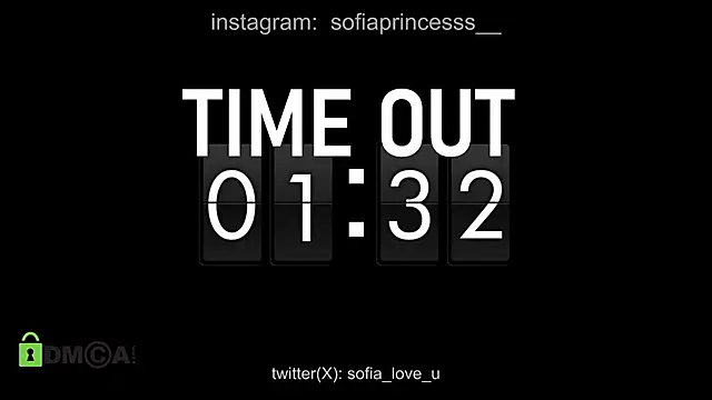 Snapshot of crazycats_ chatting on 12.28.24 crazycats online show from 12.28.24