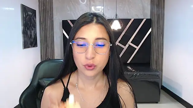 lizzyluk ch online show from 01.18.26