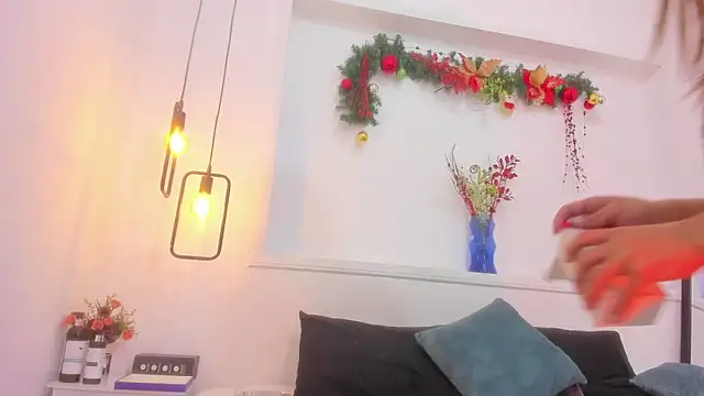 Snapshot of penelope_handaos chatting on 12.12.24 penelope handaos online show from 12.12.24