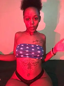 naughtybitches5 online show from 05.04.26