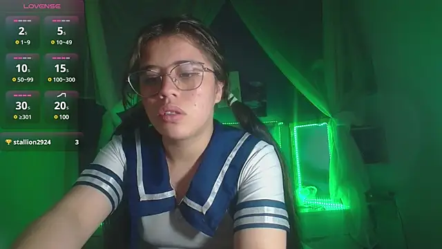 Snapshot of Ingrid_Casas chatting on 12.14.24 Ingrid Casas online show from 12.14.24
