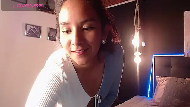 Snapshot of PoisonIvy15_ chatting on 12.16.24 PoisonIvy15 online show from 12.16.24