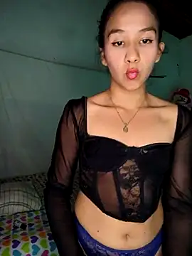 Snapshot of PoisonIvy15_ chatting on 02.16.25 PoisonIvy15 online show from 02.16.25