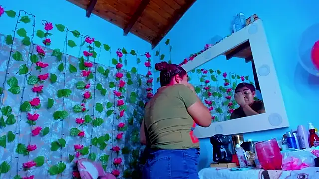 AngelaCoffee online show from 04.10.26