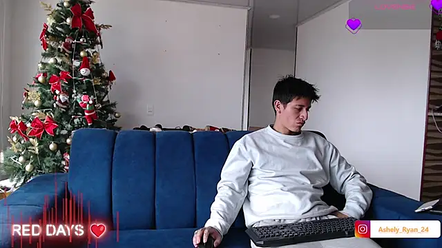 ashely ryan24 online show from 11.26.25