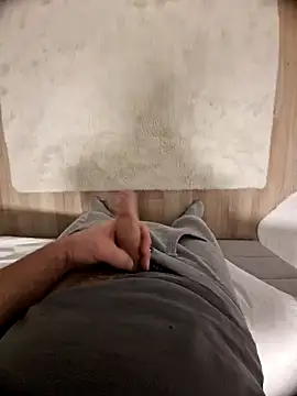 Snapshot of Alexo69byby69 chatting on 01.14.25 Alexo69byby69 online show from 01.14.25