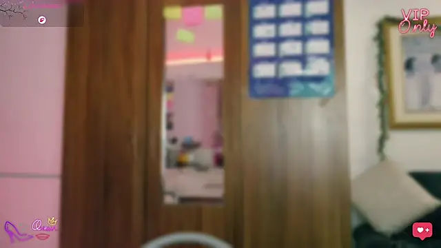 LauGrayJ online show from 03.31.26