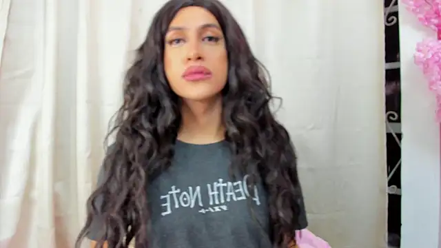 Snapshot of _cat_18 chatting on 02.21.25  cat 18 online show from 02.21.25