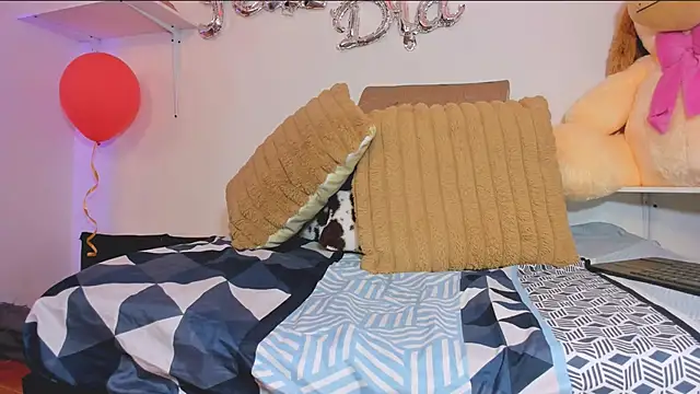 thin princess online show from 02.18.25