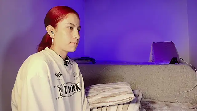 Madeline Dreams online show from 04.10.26