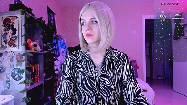 NaniMoore online show from 01.18.25