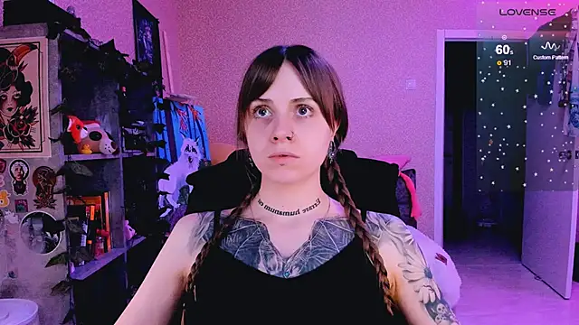 NaniMoore online show from 03.02.25