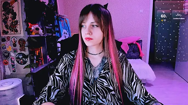 NaniMoore online show from 03.05.25