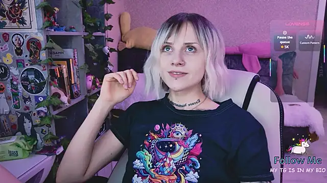 NaniMoore online show from 03.31.26