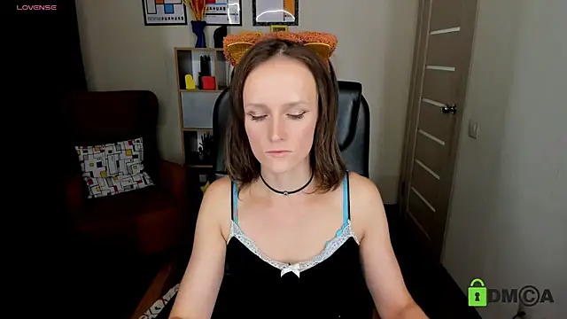 FrancescaCollins online show from 10.03.25