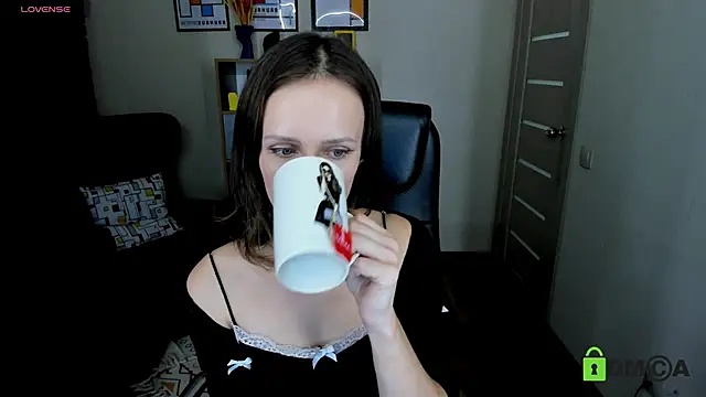 FrancescaCollins online show from 10.13.25