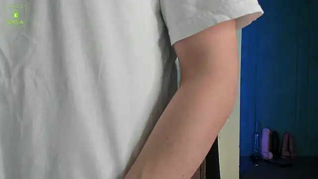 Snapshot of MarkGWalker chatting on 12.13.24 MarkGWalker online show from 12.13.24