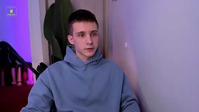 Snapshot of MarkGWalker chatting on 01.17.25 MarkGWalker online show from 01.17.25