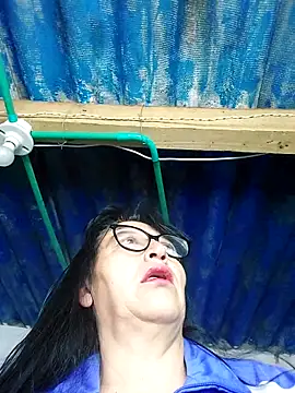 clarita 01 online show from 12.02.25