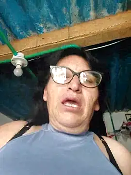 clarita 01 online show from 12.20.25