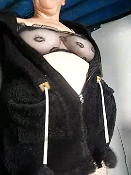 clarita 01 online show from 01.09.26